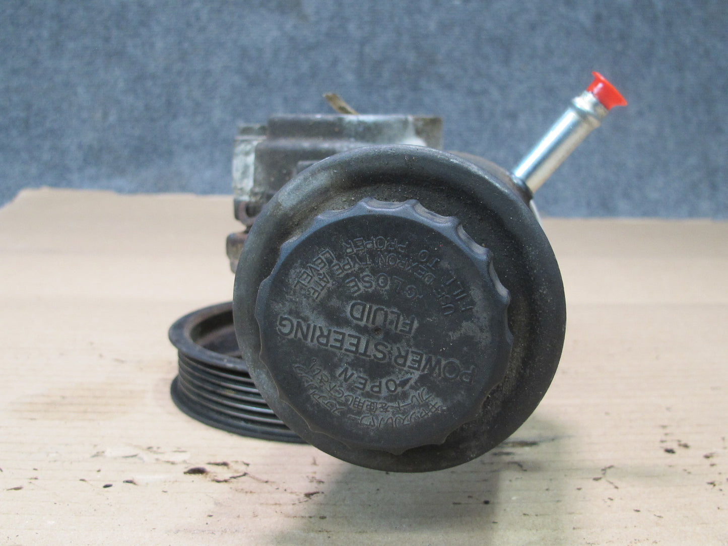 97-98 Lexus JZZ31L SC300 Power Steering Pump Reservoir Pulley Assembly OEM