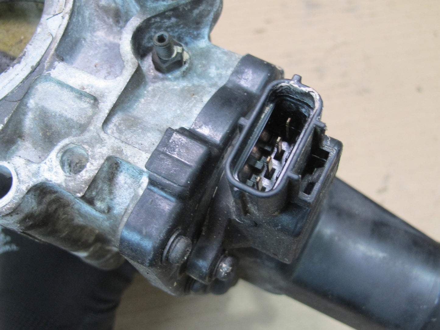 98-00 Lexus SC300 3.0L 2JZGE Engine Throttle Body w Sensor Assembly Etsc-i OEM