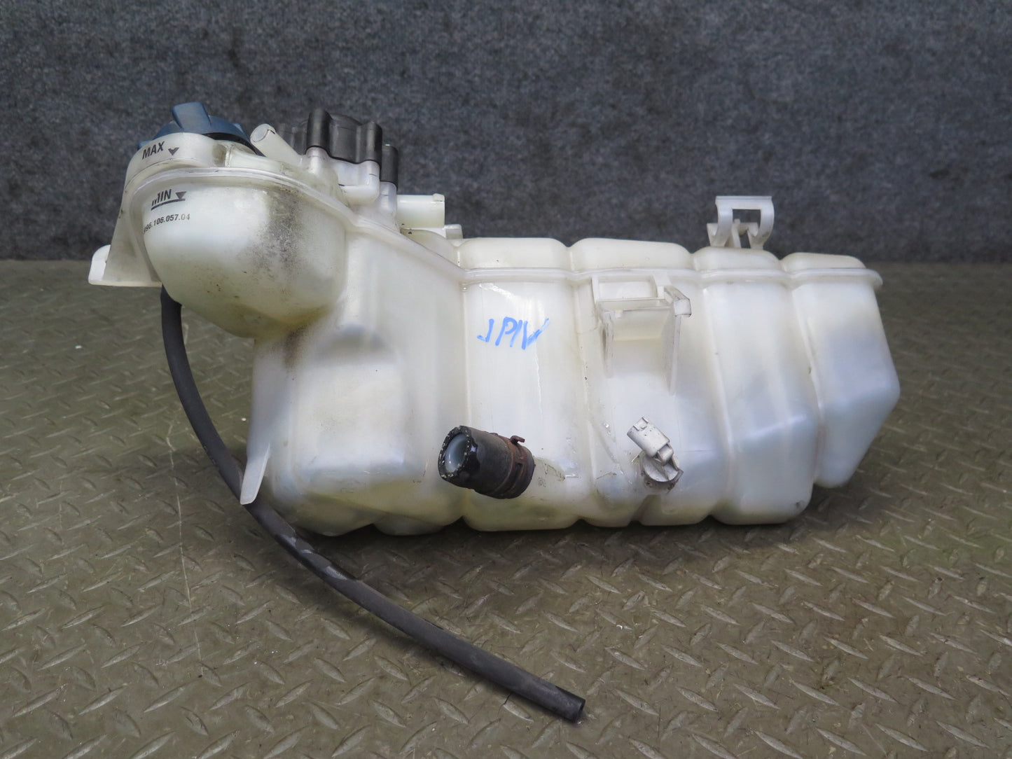 1999-2005 Porsche 911 996 Engine Coolant Expansion Overflow Reservoir Tank