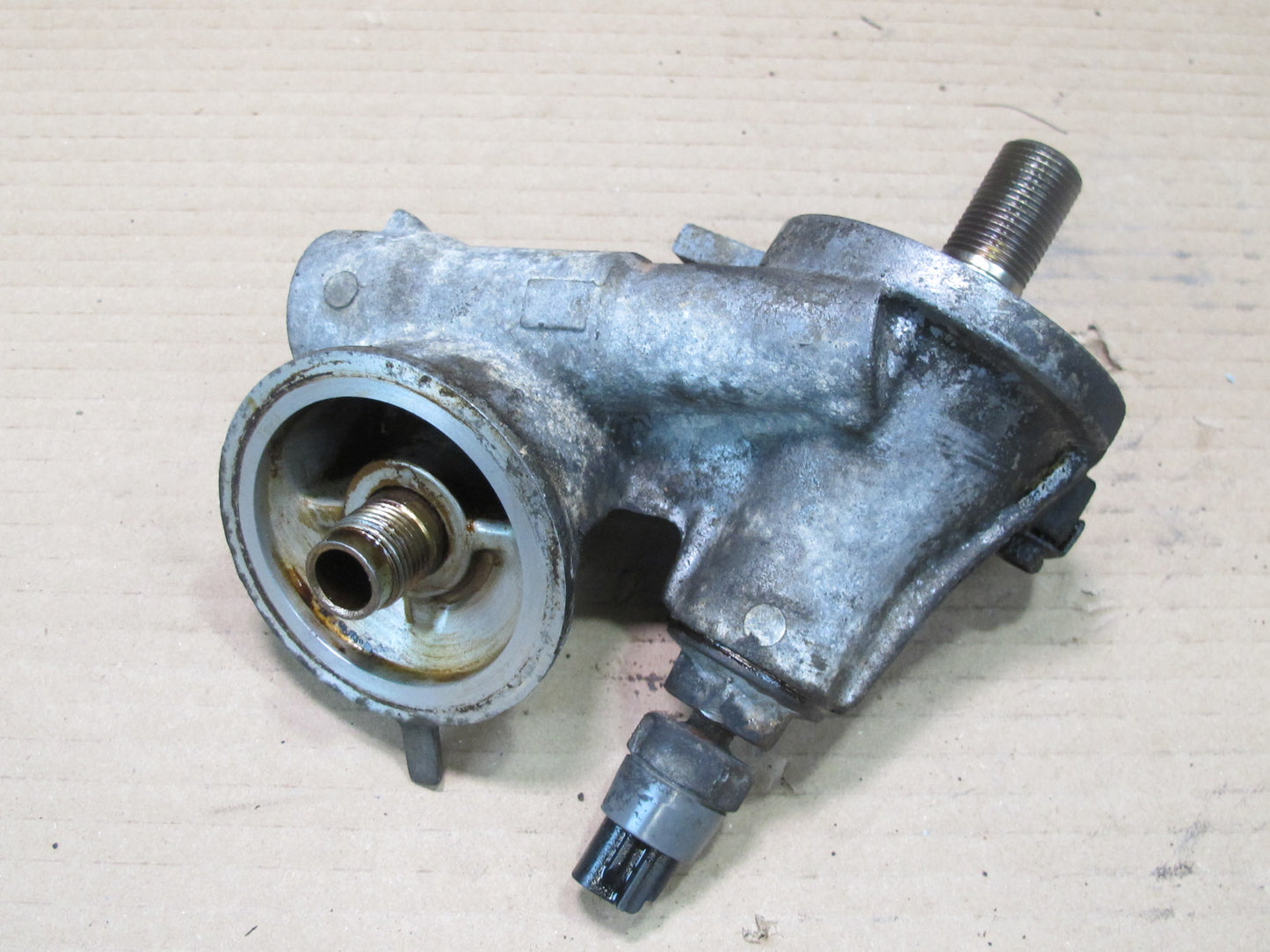 98-00 Lexus JZZ31L SC300 2JZGE Engine Oil Filter Housing OEM