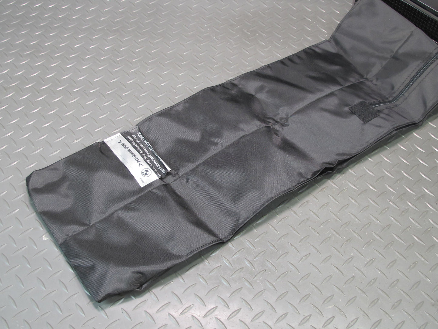 01-06 BMW E46 330ci Convertible SKI BAG Access Storage Cassette Housing OEM