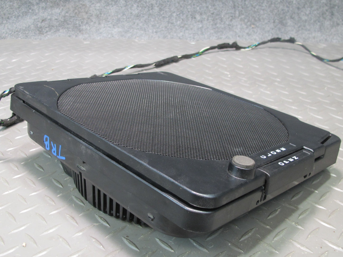 01-06 BMW E46 330ci Convertible Rear Subwoofer Speaker w Cover OEM