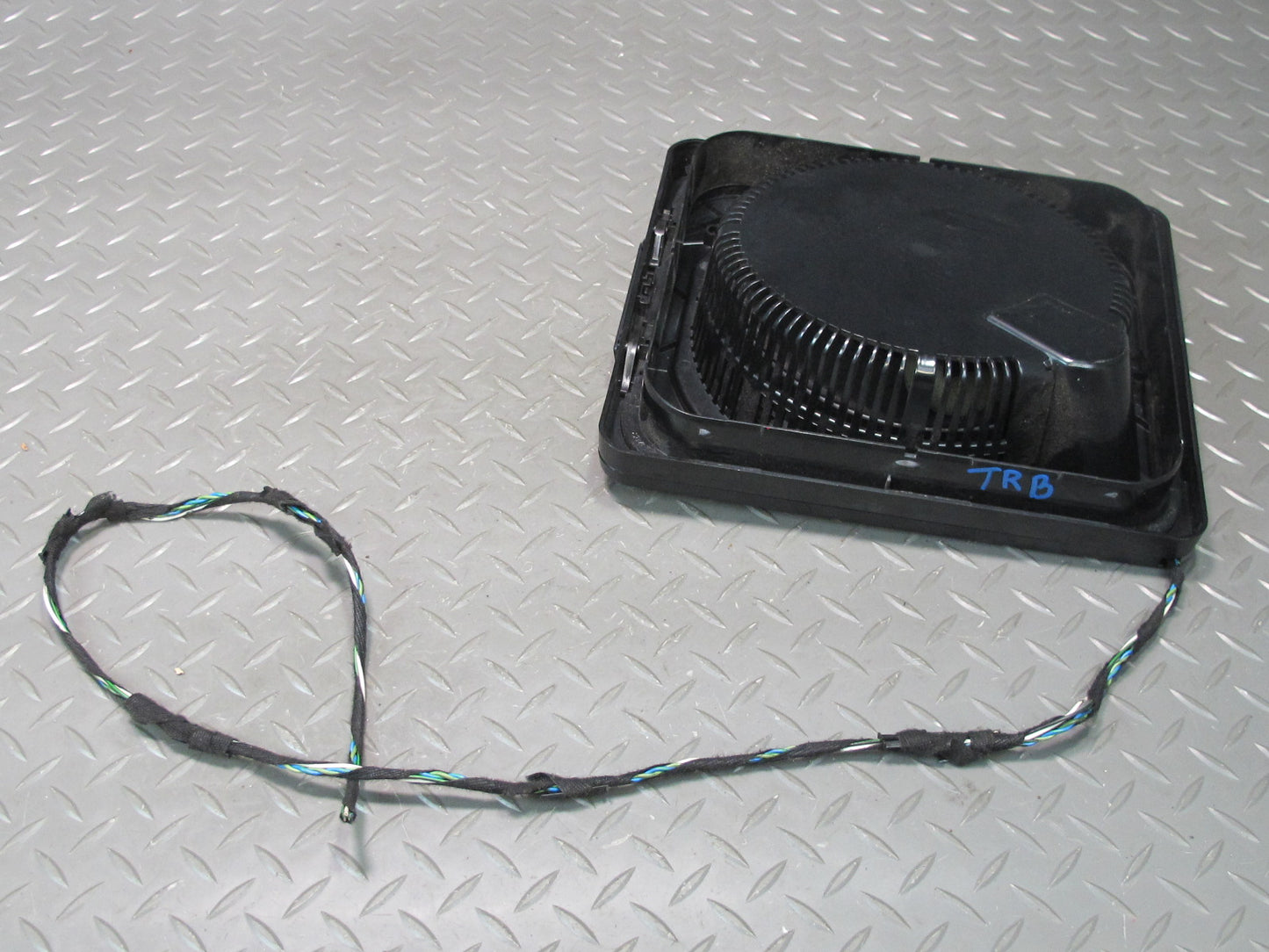 01-06 BMW E46 330ci Convertible Rear Subwoofer Speaker w Cover OEM