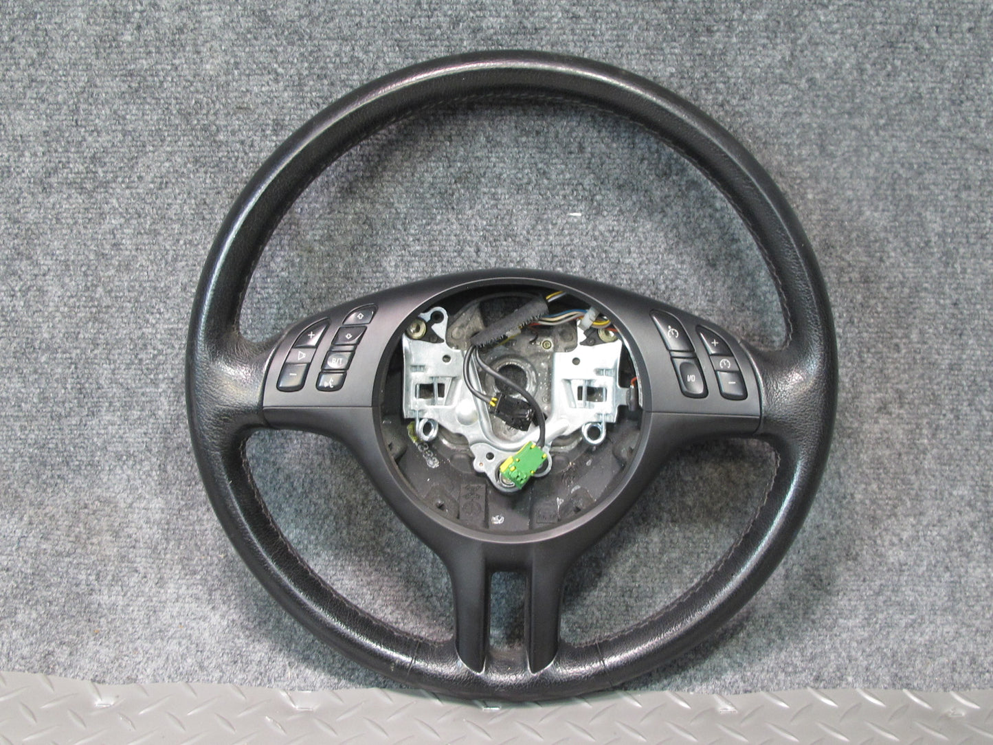 01-06 BMW E46 330ci 3-SPOKE Sport Leather Steering w Controls Black 6753957 OEM