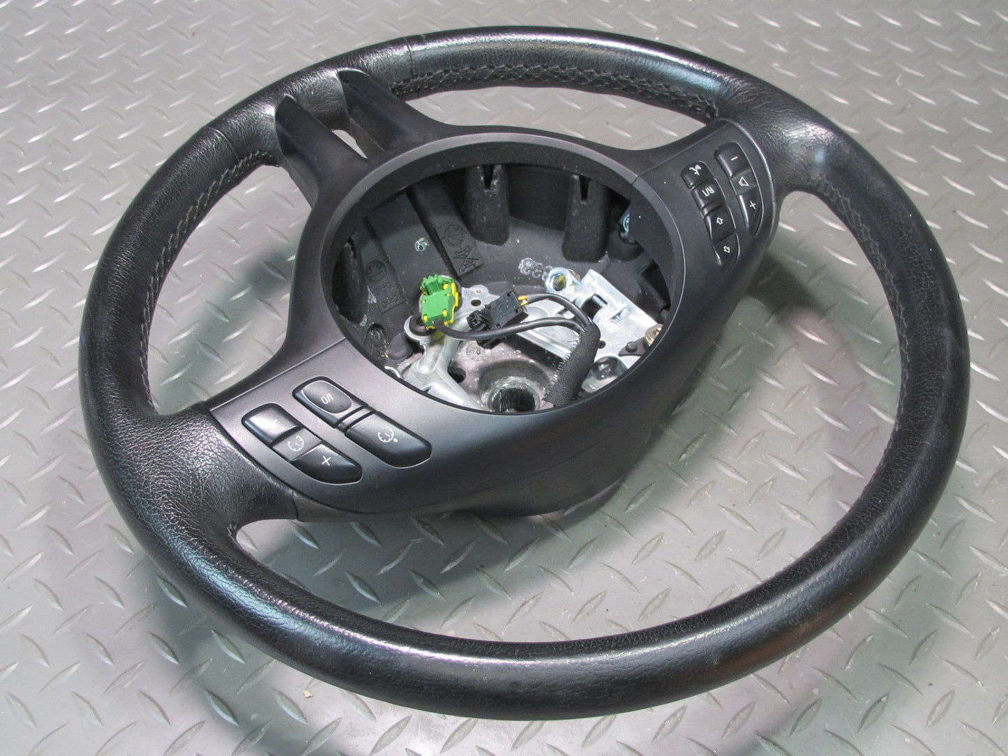 01-06 BMW E46 330ci 3-SPOKE Sport Leather Steering w Controls Black 6753957 OEM