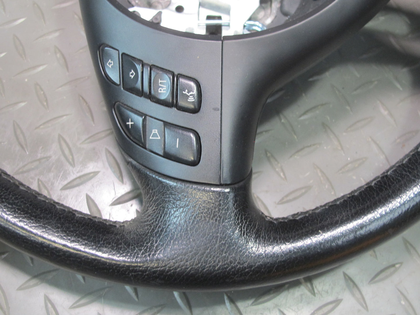 01-06 BMW E46 330ci 3-SPOKE Sport Leather Steering w Controls Black 6753957 OEM