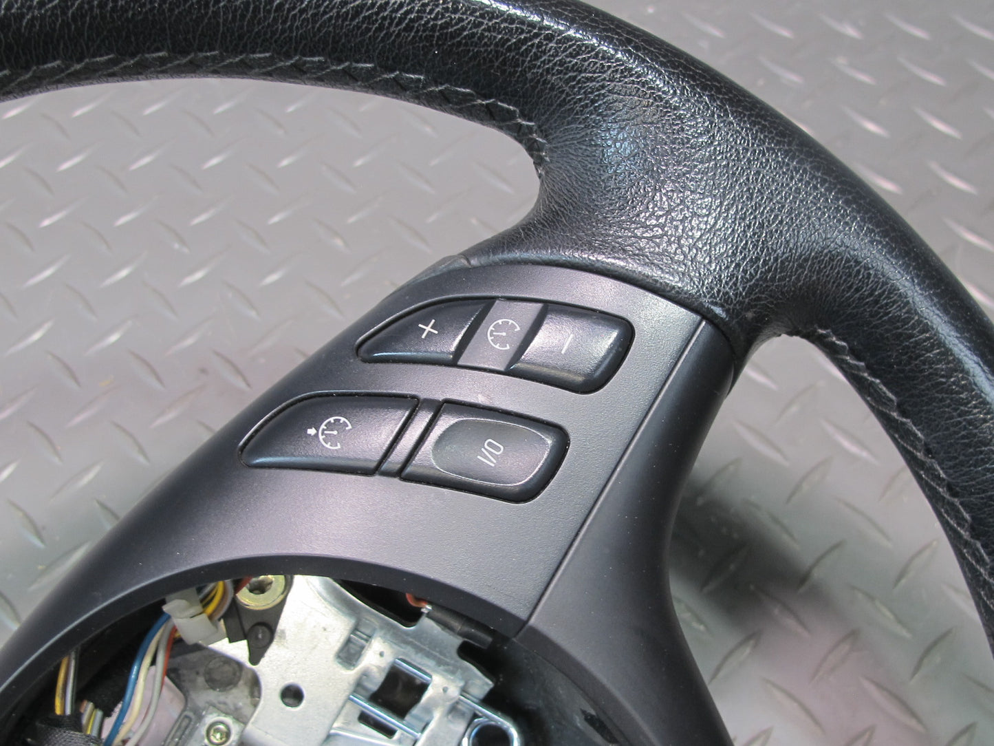 01-06 BMW E46 330ci 3-SPOKE Sport Leather Steering w Controls Black 6753957 OEM