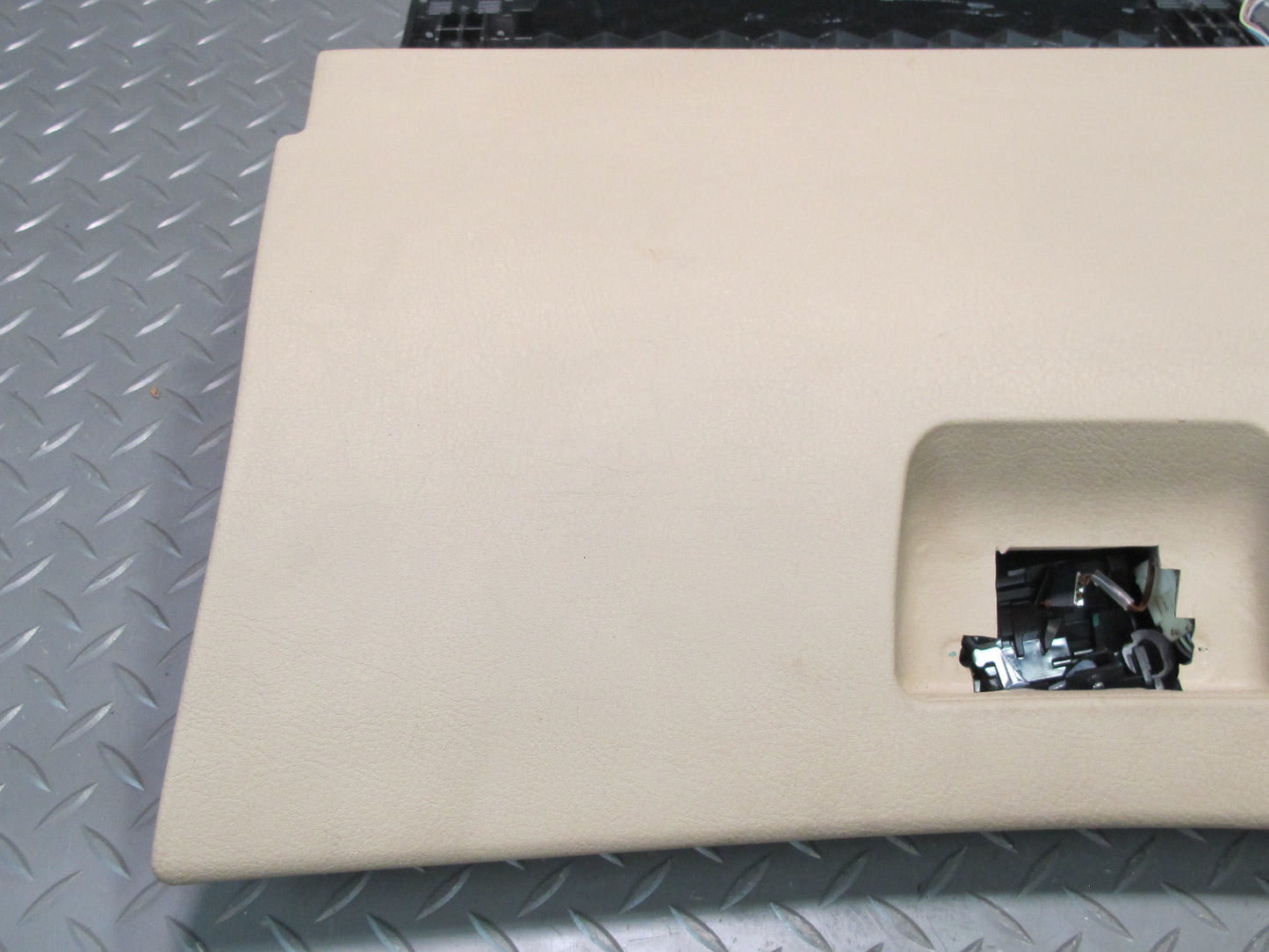 01-06 BMW E46 330ci Conv Dash Glove Box Storage Compartment Door Lid Beige OEM