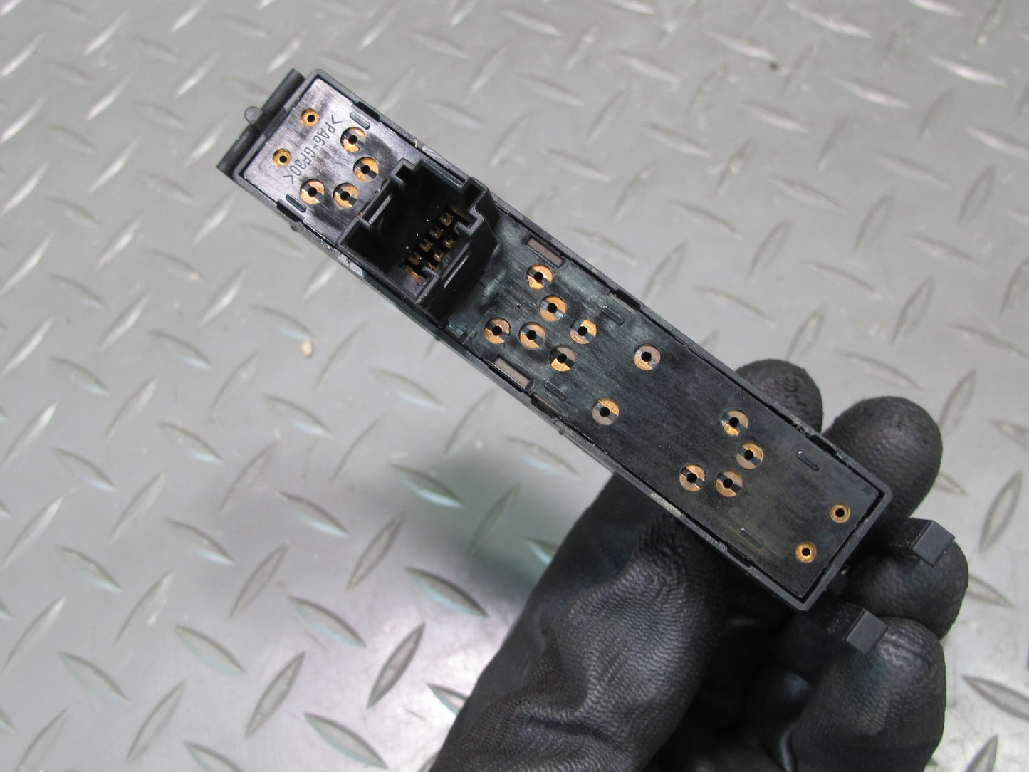 01-06 BMW E46 330ci Convertible Left Master Power Window Switch 6902183 OEM