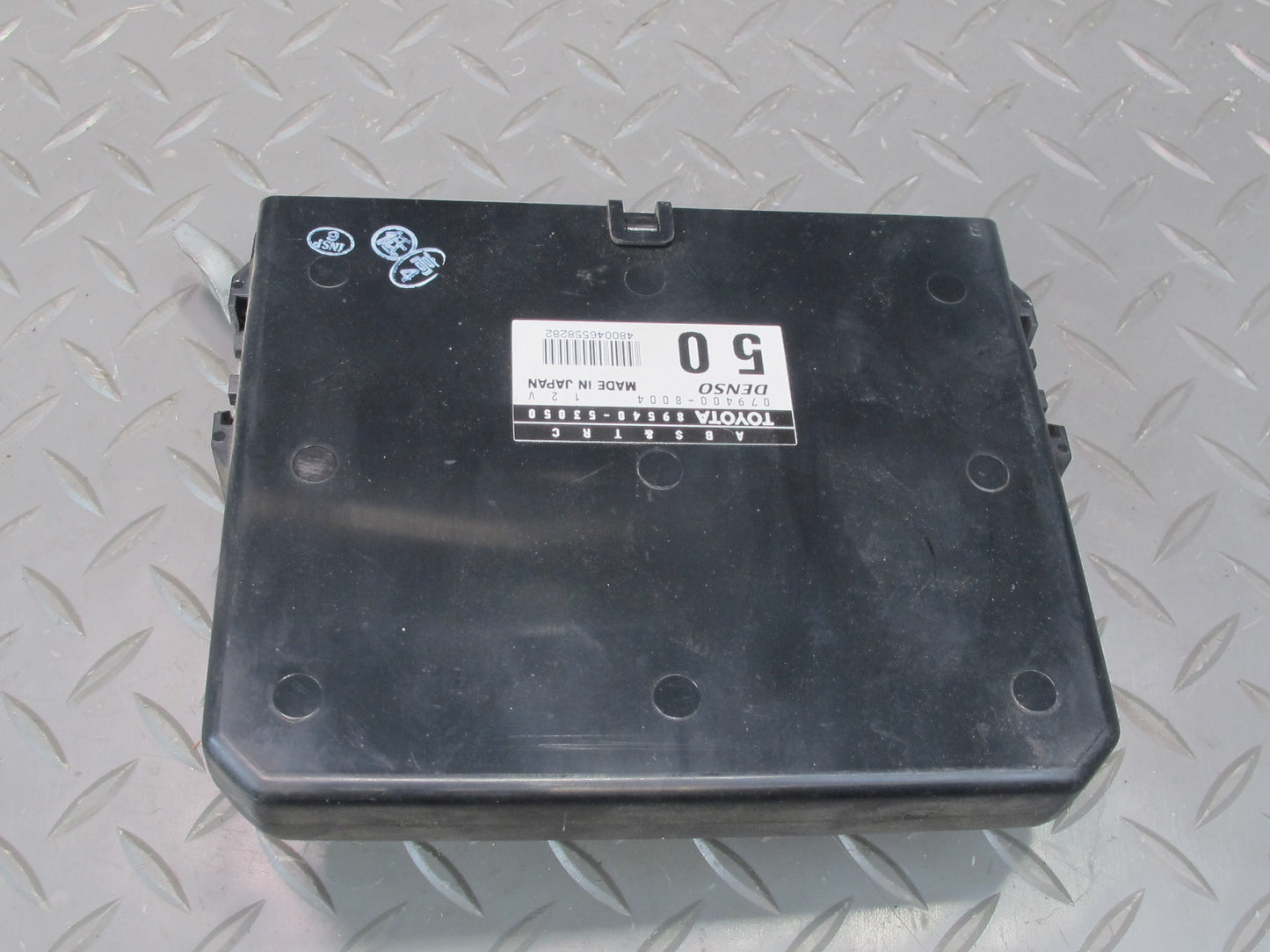 01-05 Lexus JCE10L IS300 ABS TRC Control Module 89540-53050 OEM