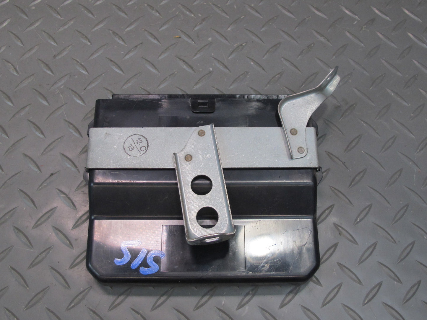 01-05 Lexus JCE10L IS300 ABS TRC Control Module 89540-53050 OEM