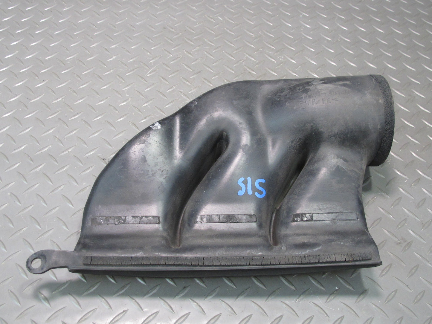 01-05 Lexus JCE10L IS300 Air Intake Cleaner Filter Box Cover 17751-46140 OEM