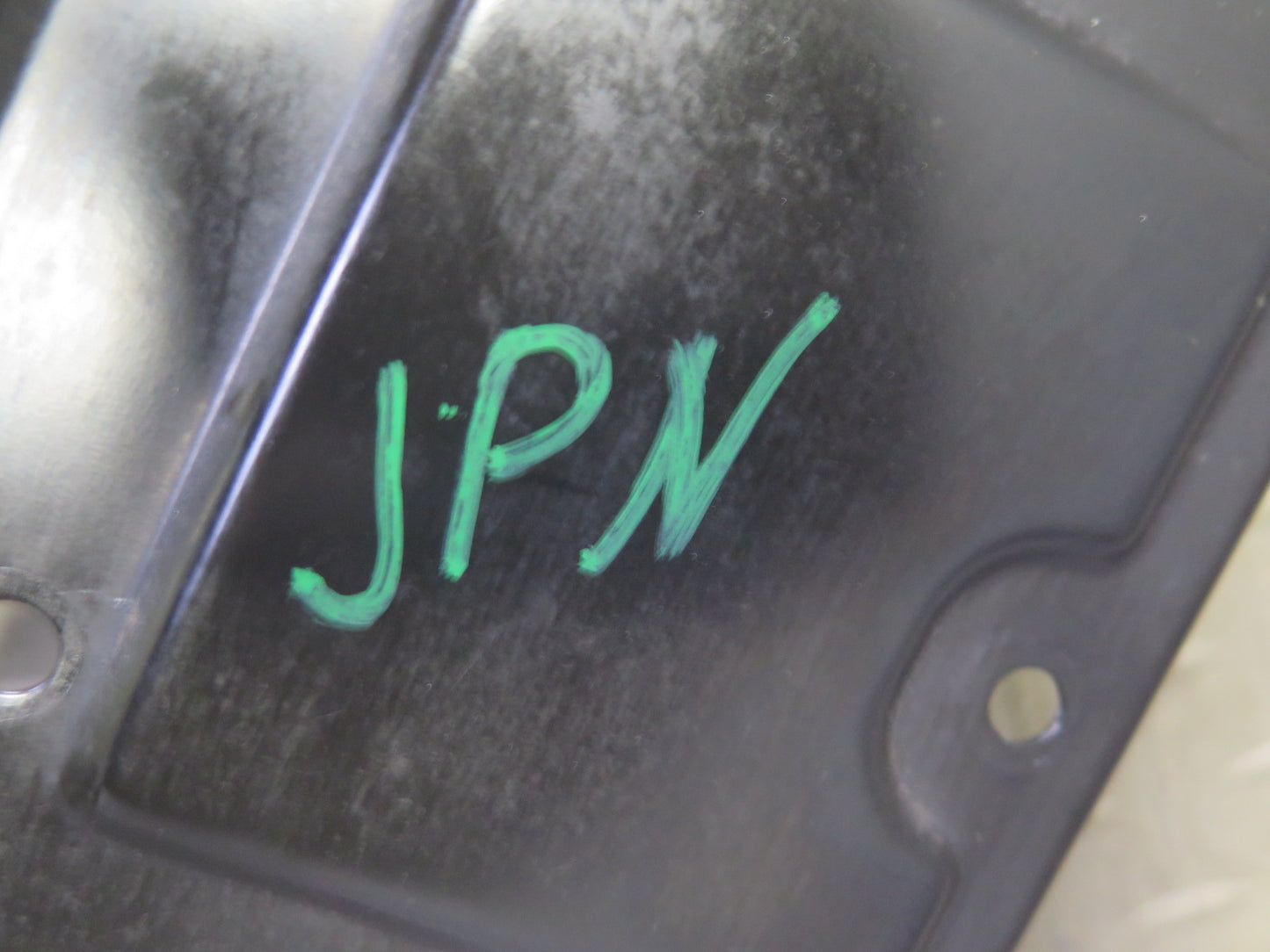 1999-2005 Porsche 911 Carrera 996 Rear Engine Deck Lid Spoiler Drive Motor Assy