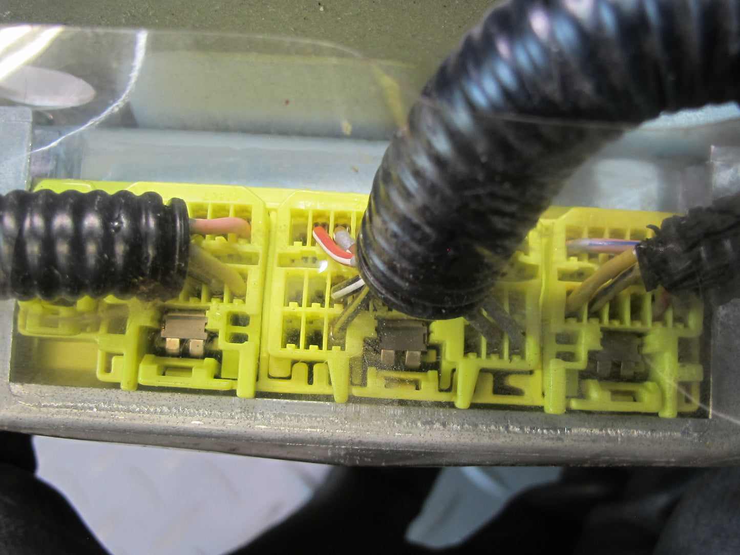 01 LEXUS IS300 SRS AIRBAG CONTROL MODULE UNIT 89170-53030 OEM