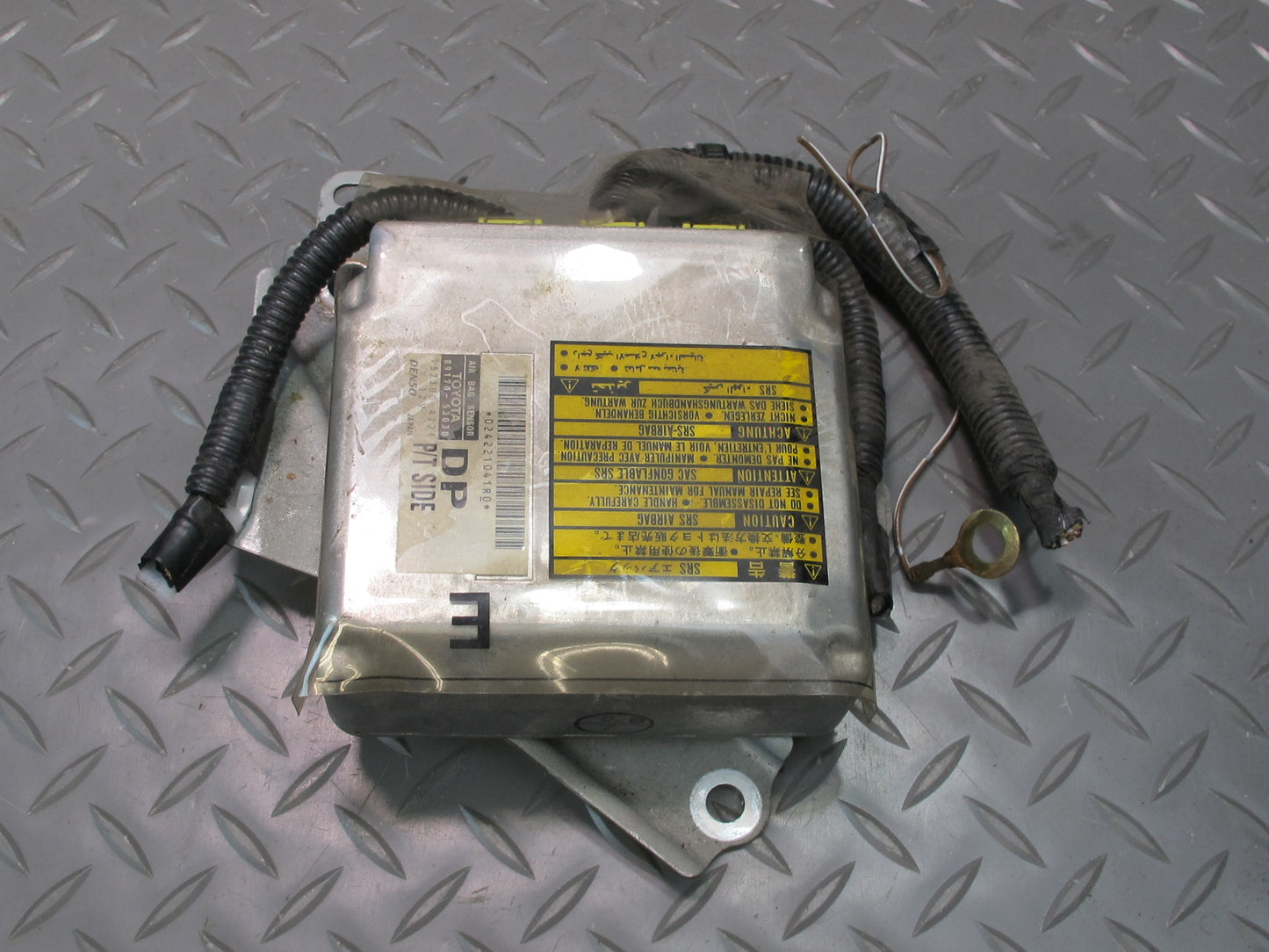 01 LEXUS IS300 SRS AIRBAG CONTROL MODULE UNIT 89170-53030 OEM