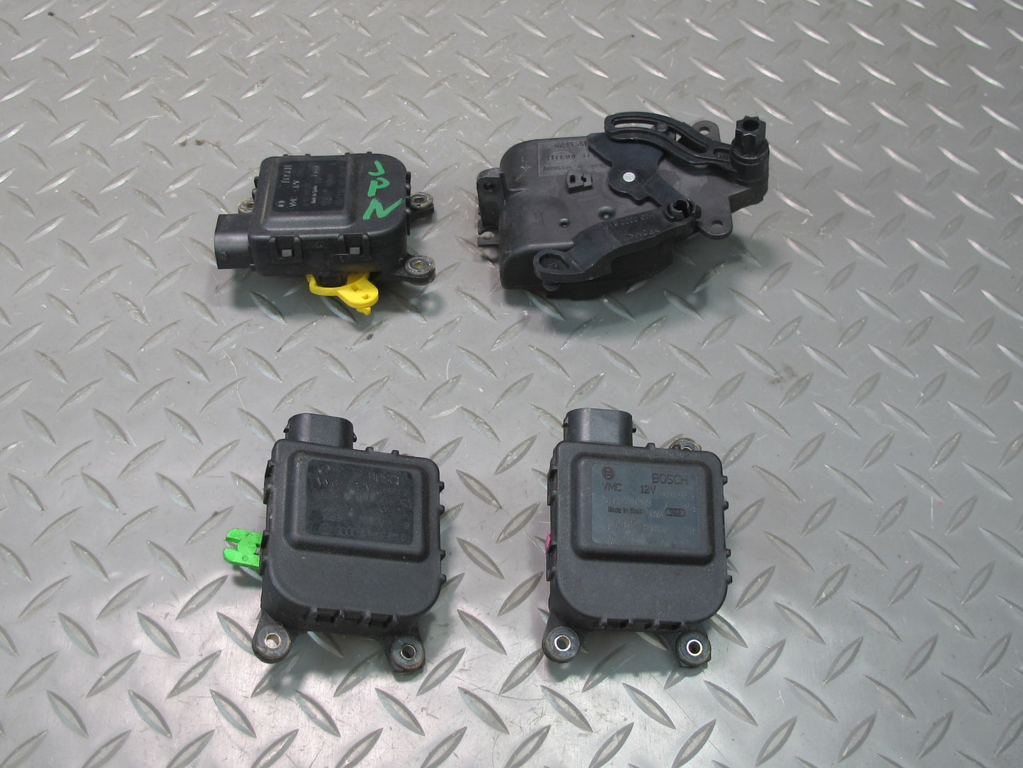 1999-2005 Porsche 911 996 A/C Heater Flap Door Actuator Motor Set of 4