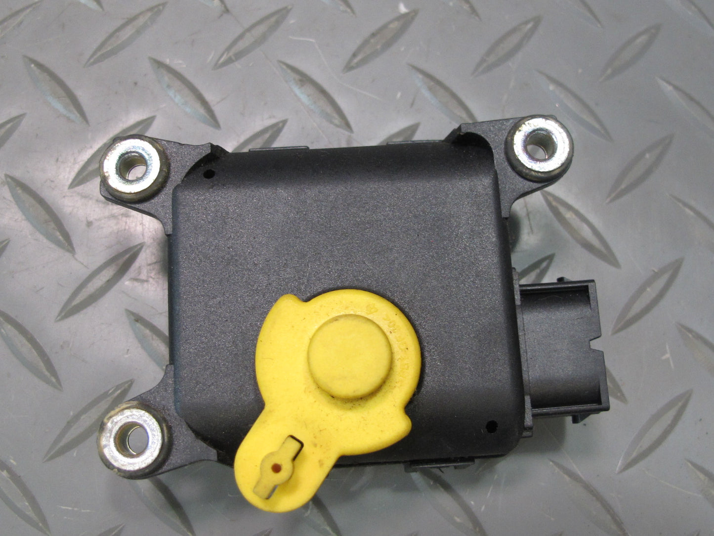 1999-2005 Porsche 911 996 A/C Heater Flap Door Actuator Motor Set of 4