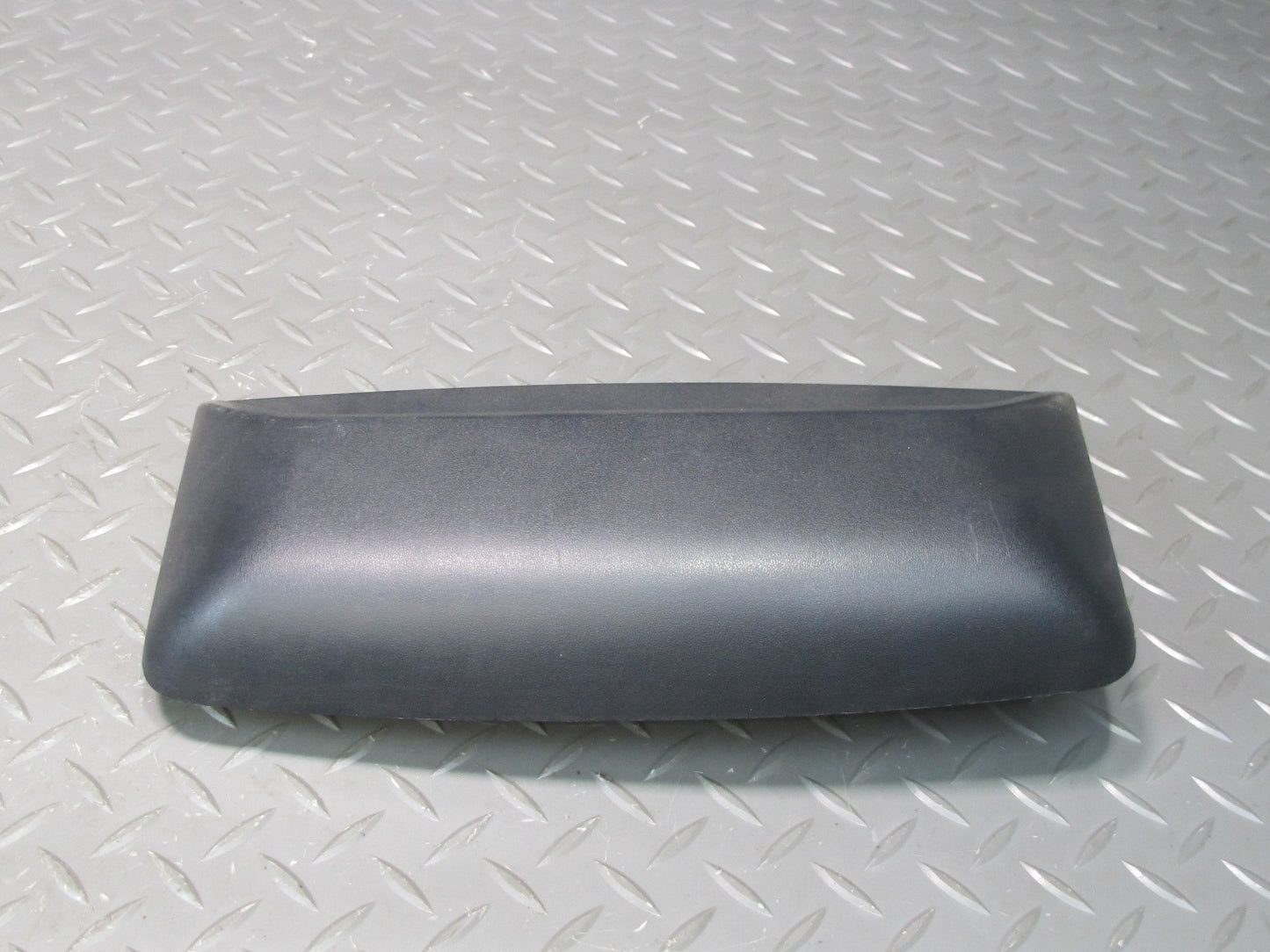 01-05 Lexus JCE10L IS300 Sedan Rear Third 3RD Center Brake Light Lamp OEM