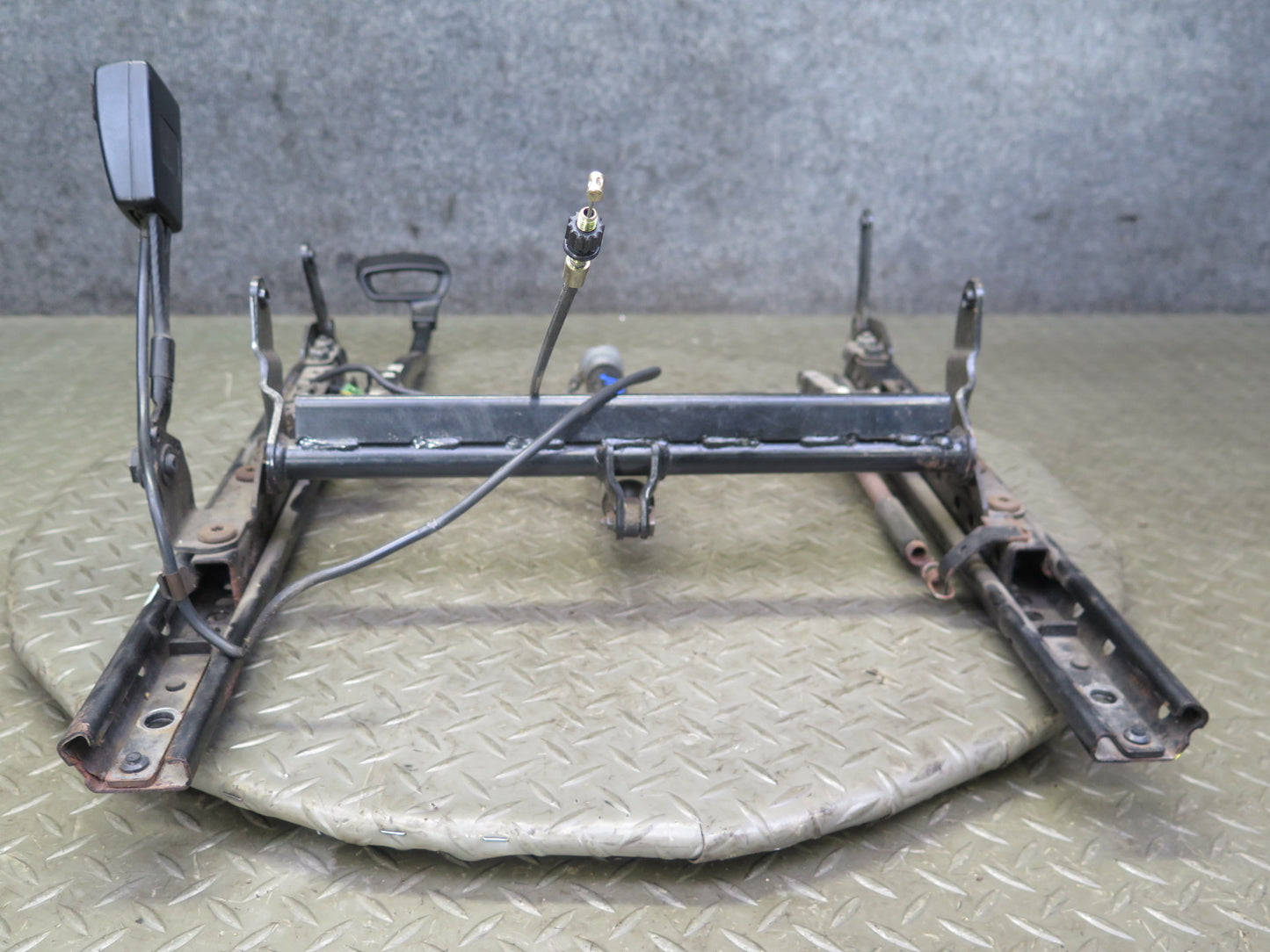 1999-2005 Porsche 911 996 Front Right Seat Lower Frame Track Rail