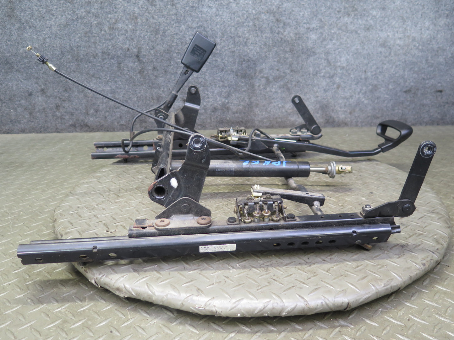 1999-2005 Porsche 911 996 Front Right Seat Lower Frame Track Rail