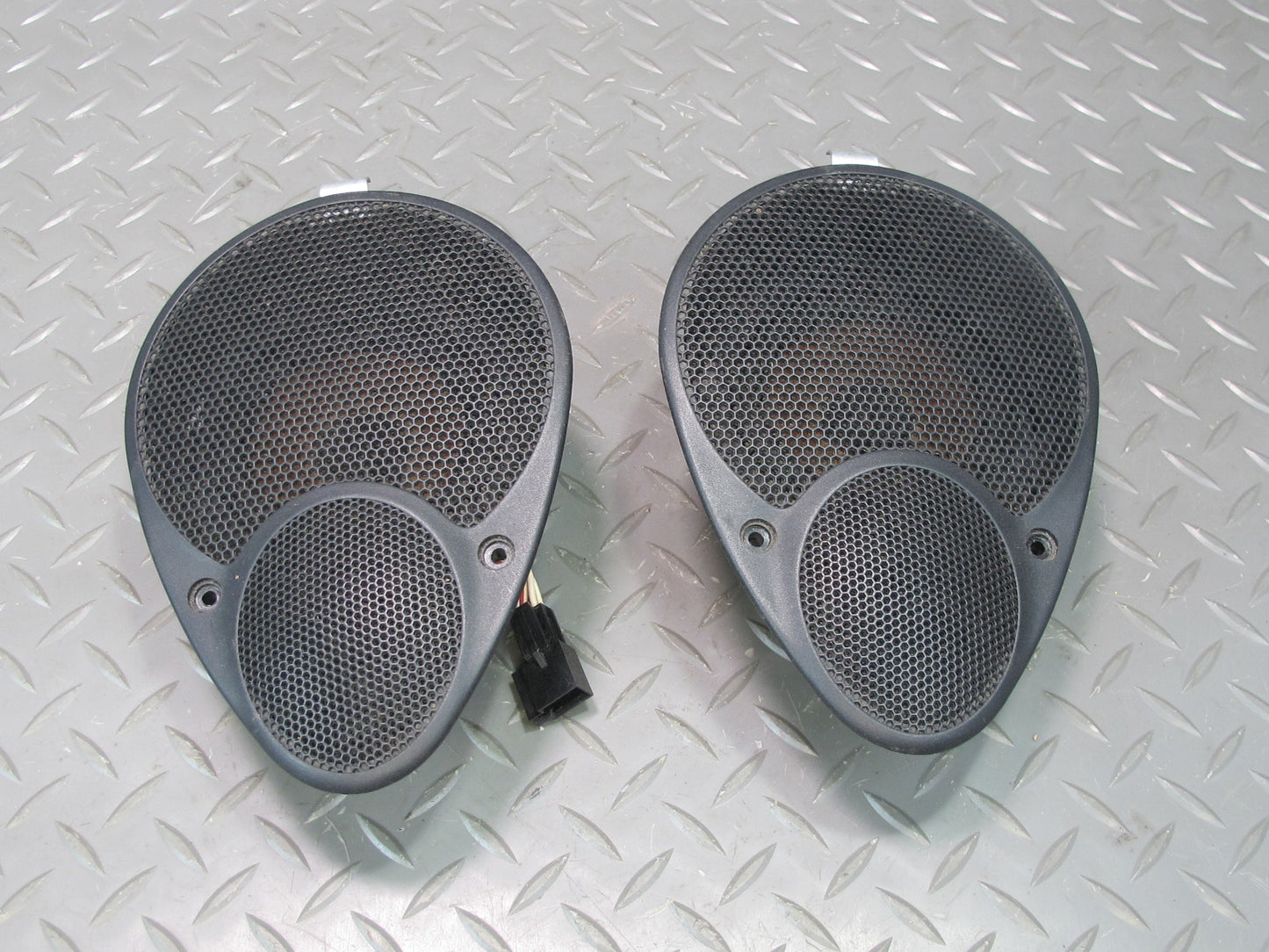 2002-2004 Porsche 911 996 Boxster Front Left & Right Bose Speaker Set of 2