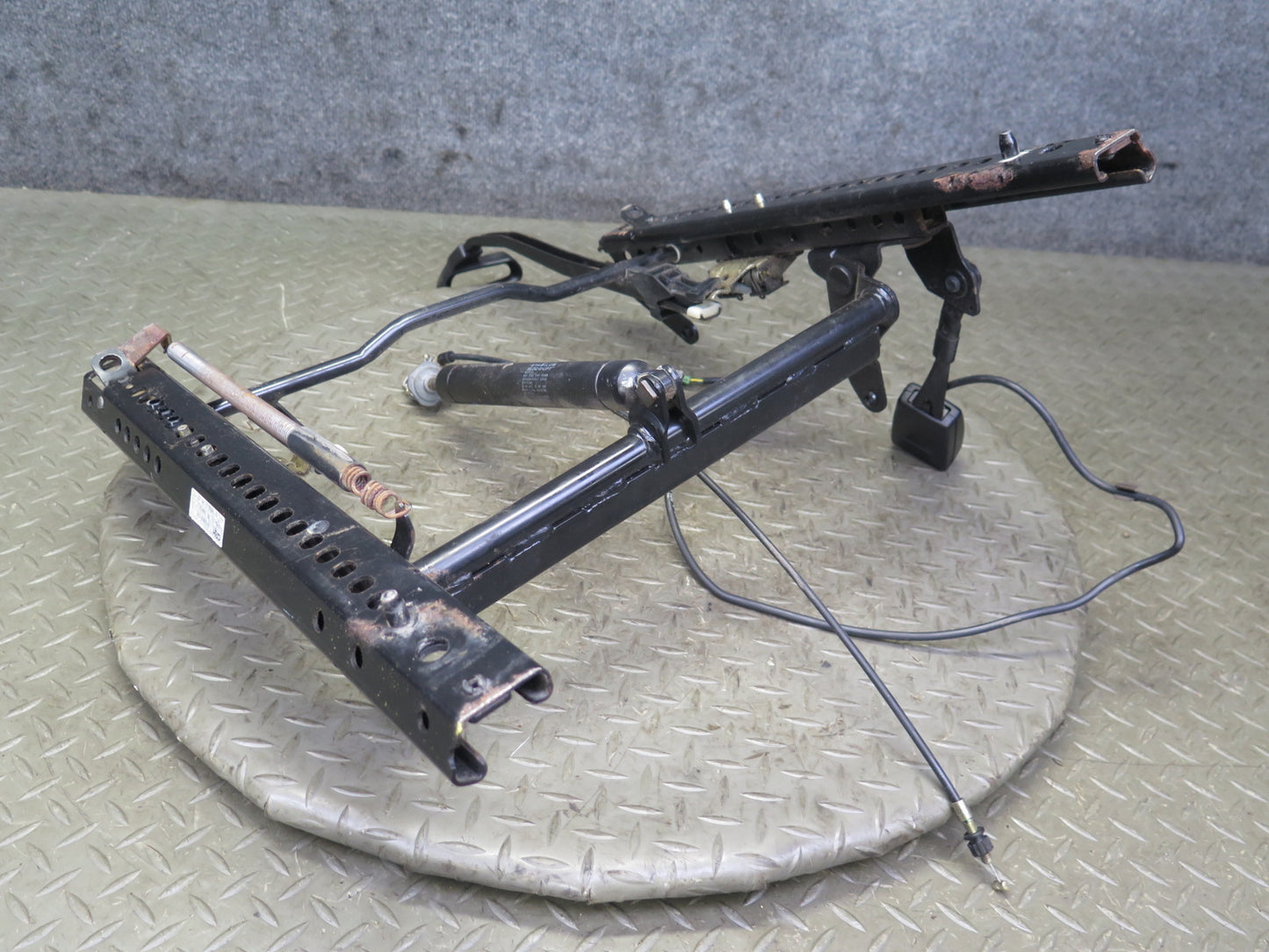 1999-2005 Porsche 911 996 Front Right Seat Lower Frame Track Rail