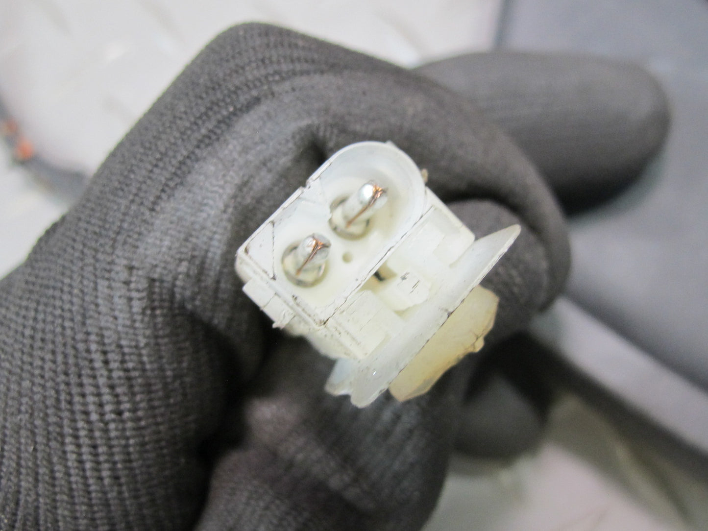 1999-2005 Porsche 911 Carrera 996 Front Right Seat Adjust Switch w Trim