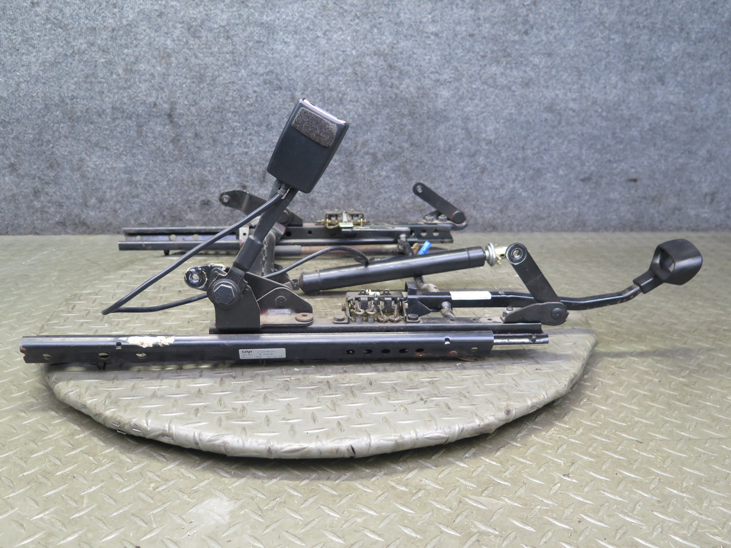 1999-2005 Porsche 911 996 Front Left Seat Lower Frame Track Rail