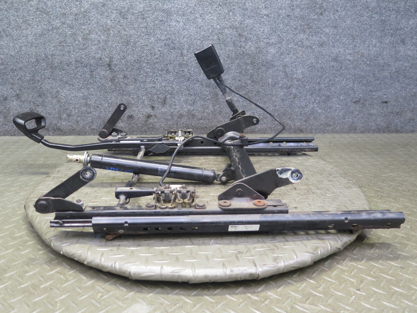 1999-2005 Porsche 911 996 Front Left Seat Lower Frame Track Rail