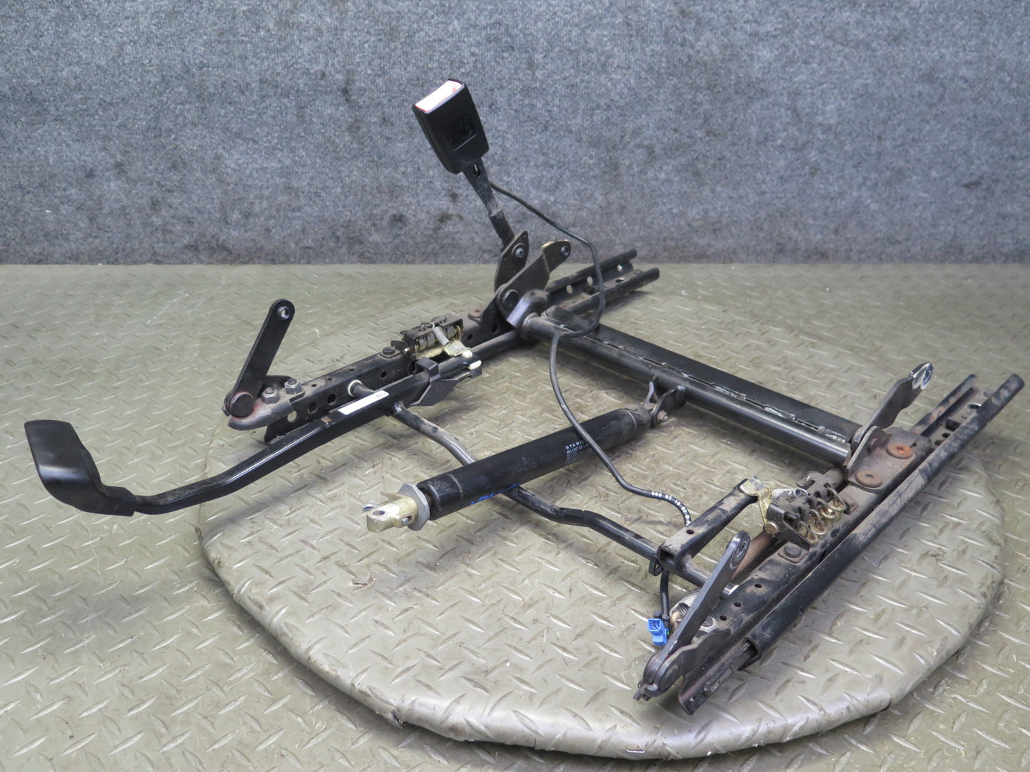 1999-2005 Porsche 911 996 Front Left Seat Lower Frame Track Rail