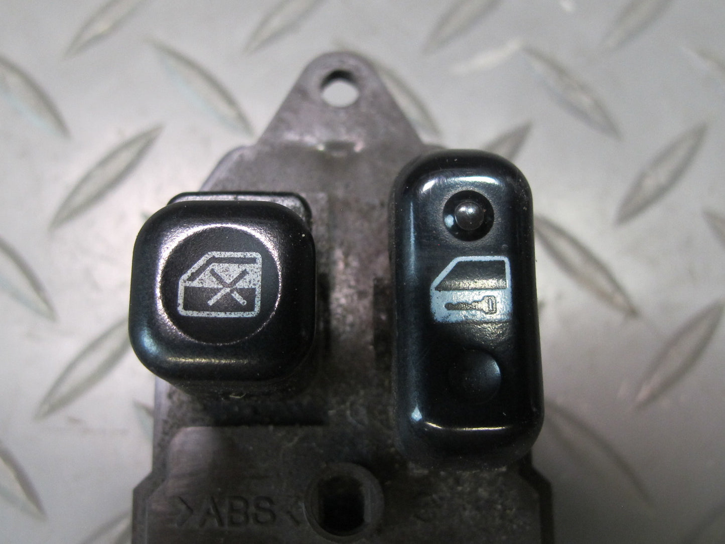 01-05 Lexus JCE10L IS300 Front Left Door Master Power Window Switch OEM