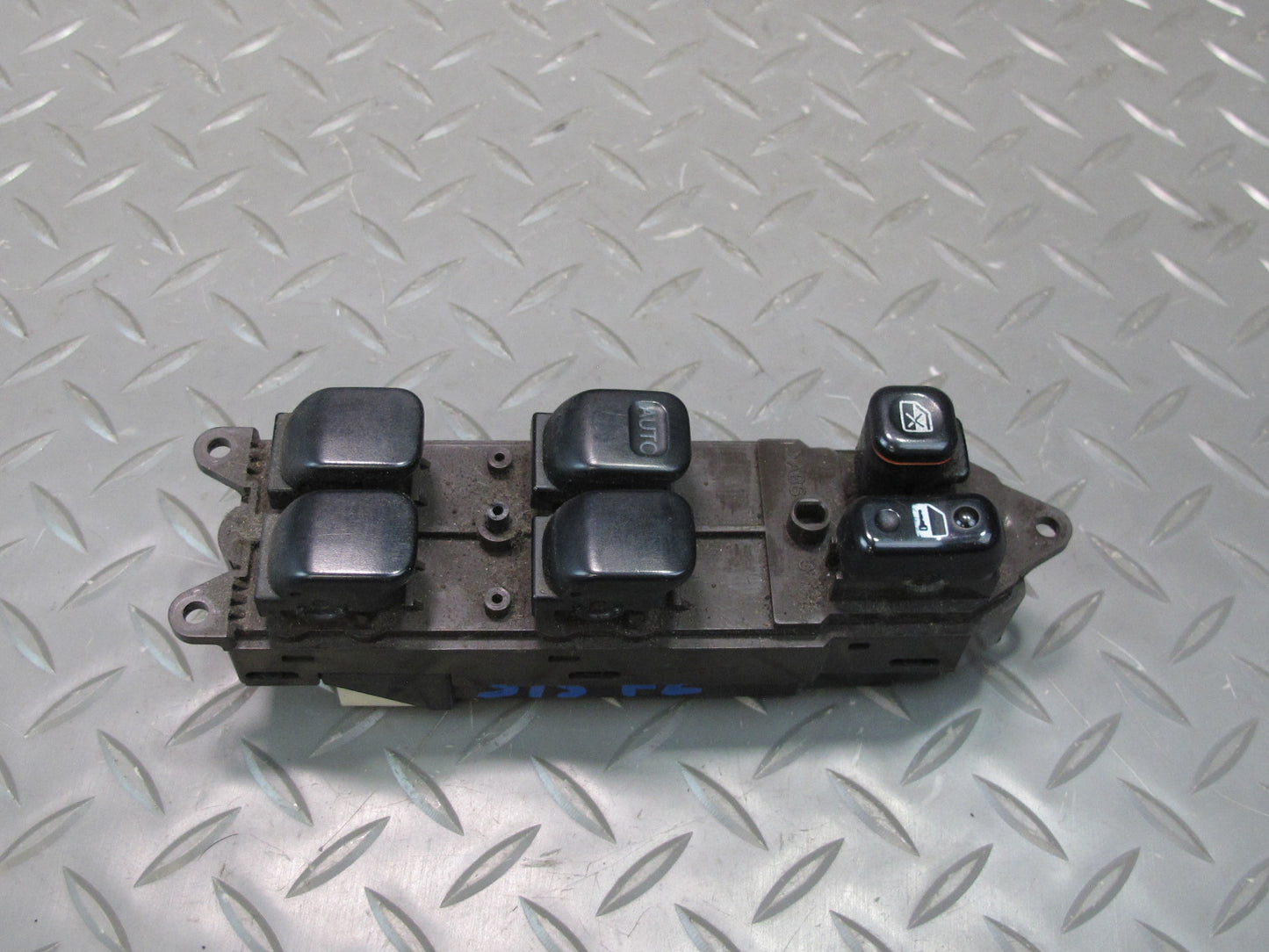 01-05 Lexus JCE10L IS300 Front Left Door Master Power Window Switch OEM