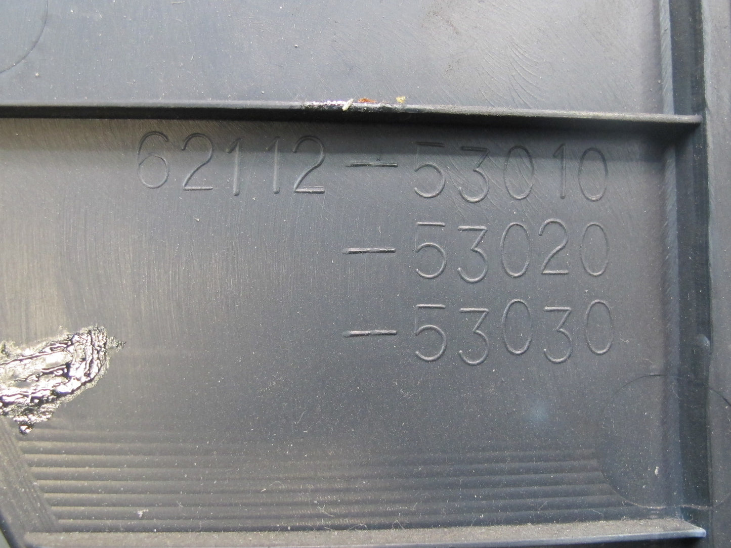 01-05 Lexus JCE10L IS300 Front Left & Right Lower Kick Trim Cover Panel Set OEM