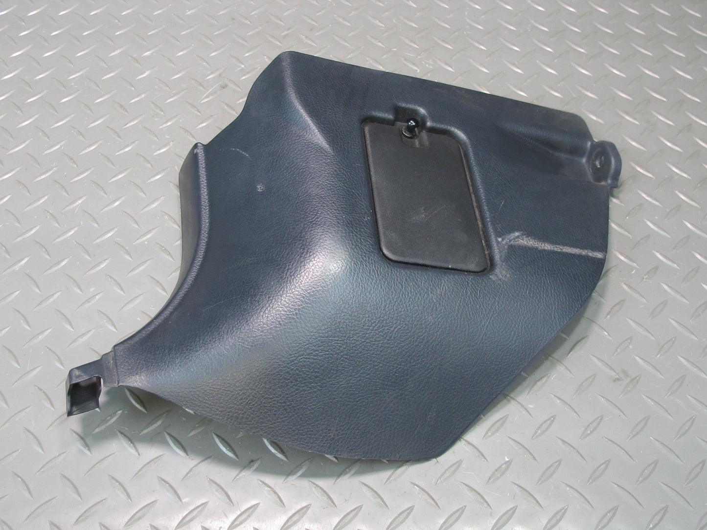 01-05 Lexus JCE10L IS300 Front Left & Right Lower Kick Trim Cover Panel Set OEM