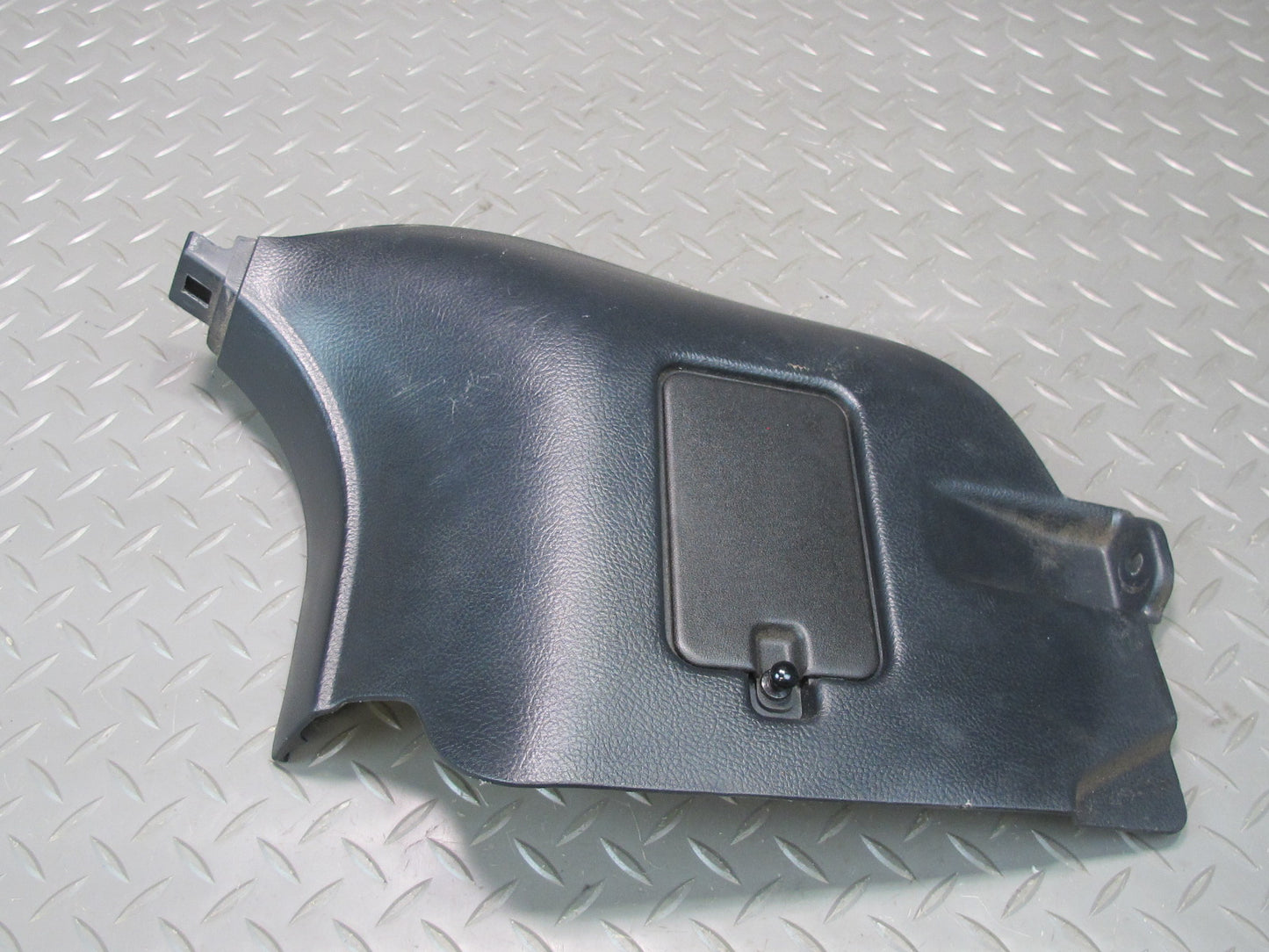 01-05 Lexus JCE10L IS300 Front Left & Right Lower Kick Trim Cover Panel Set OEM