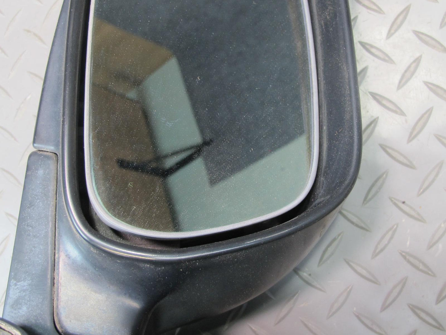 01-03 Lexus JCE10 IS300 Left Exterior Side View Power Heated Mirror OEM