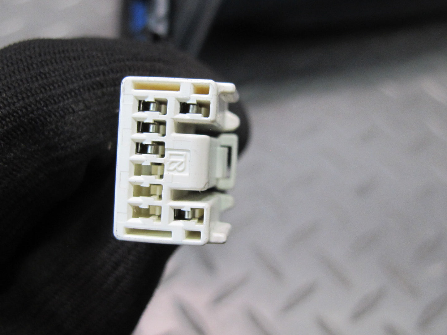 01-03 Lexus JCE10 IS300 Right Exterior Side View Power Heated Mirror OEM