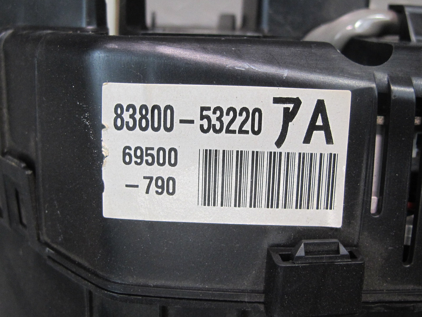 2001 Lexus JCE10L IS300 A/T Instrument Cluster Gauge Speedometer 83800-53220 OEM