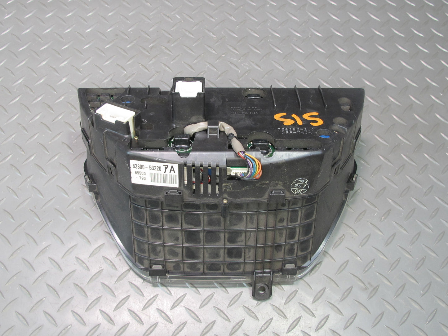 2001 Lexus JCE10L IS300 A/T Instrument Cluster Gauge Speedometer 83800-53220 OEM