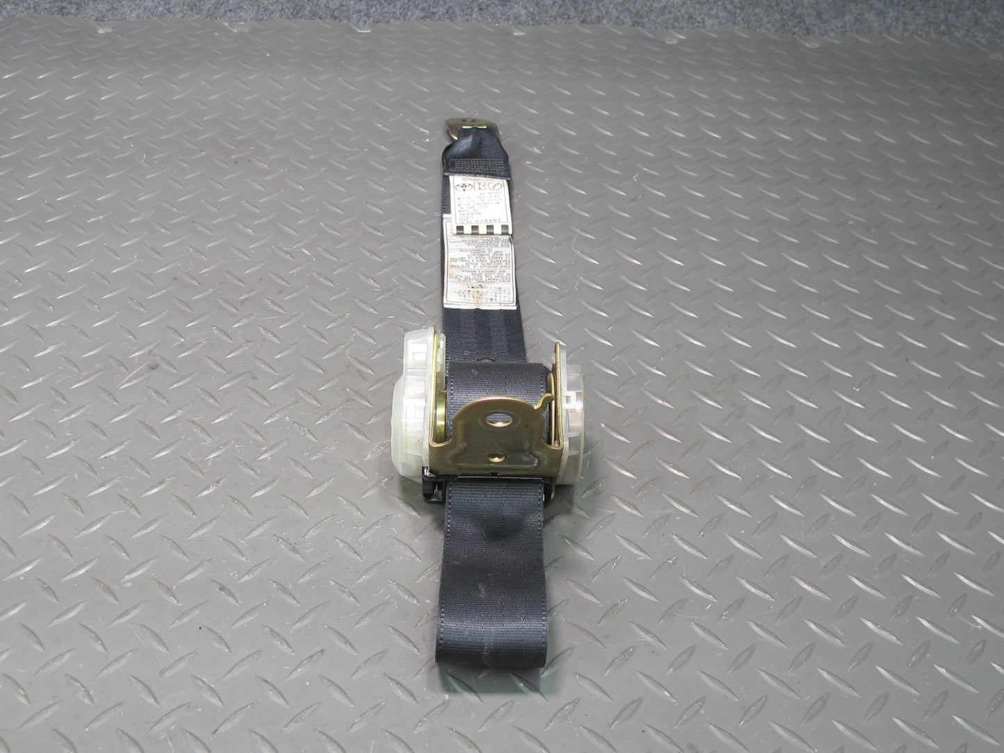 01-05 LEXUS IS300 REAR LEFT CENTER RIGHT SIDE SEATBELT RETRACTOR SET OEM