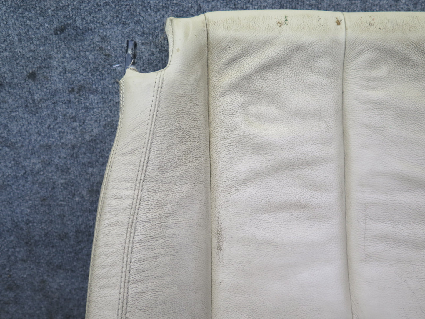 05-06 Mercedes R171 Slk-class Front Right Leather Seat Lower Cushion Beige OEM