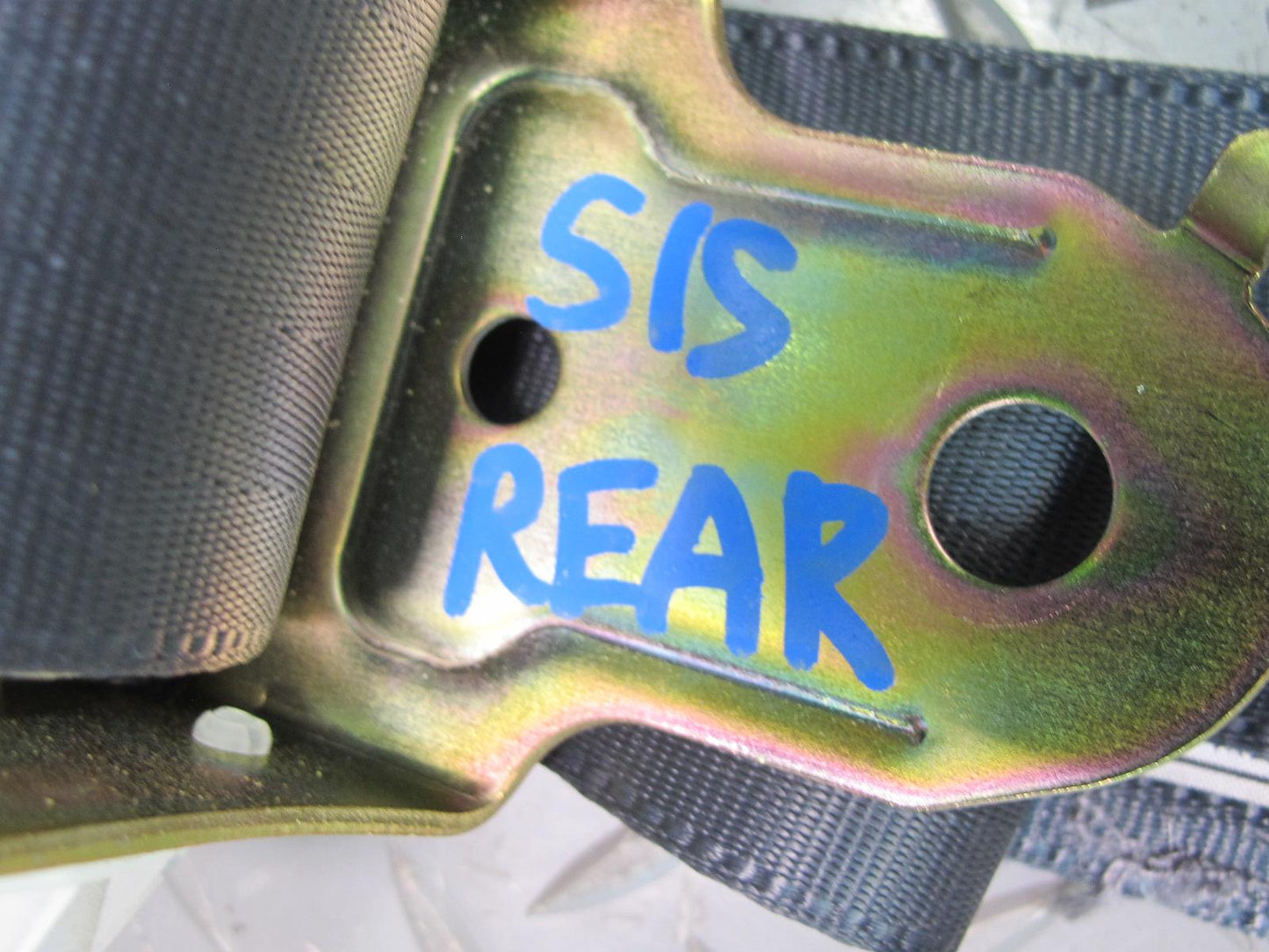 01-05 LEXUS IS300 REAR LEFT CENTER RIGHT SIDE SEATBELT RETRACTOR SET OEM