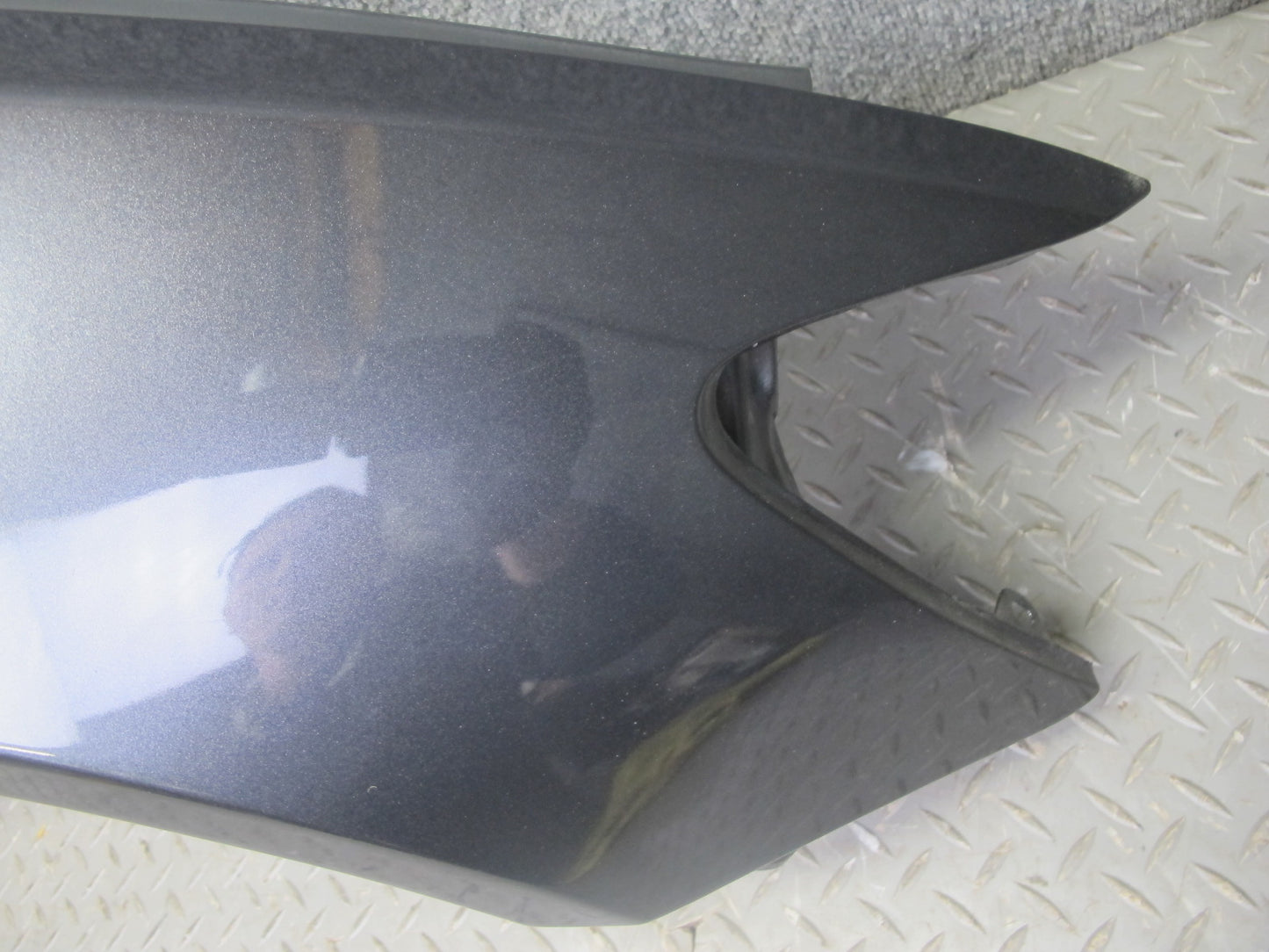 01-05 Lexus JCE10L IS300 Front Right Fender Shell Cover Panel Graphite Gray OEM