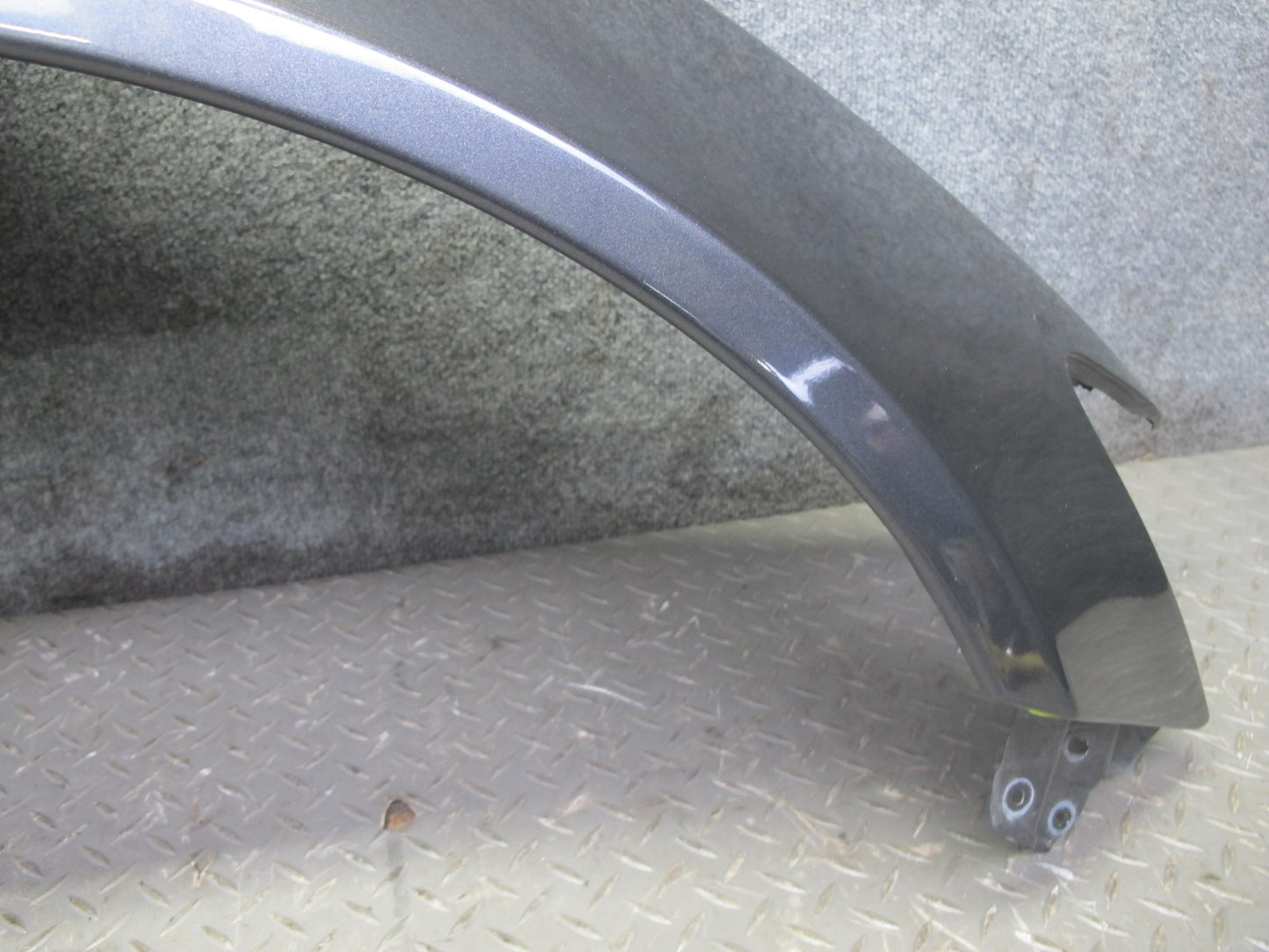 01-05 Lexus JCE10L IS300 Front Right Fender Shell Cover Panel Graphite Gray OEM