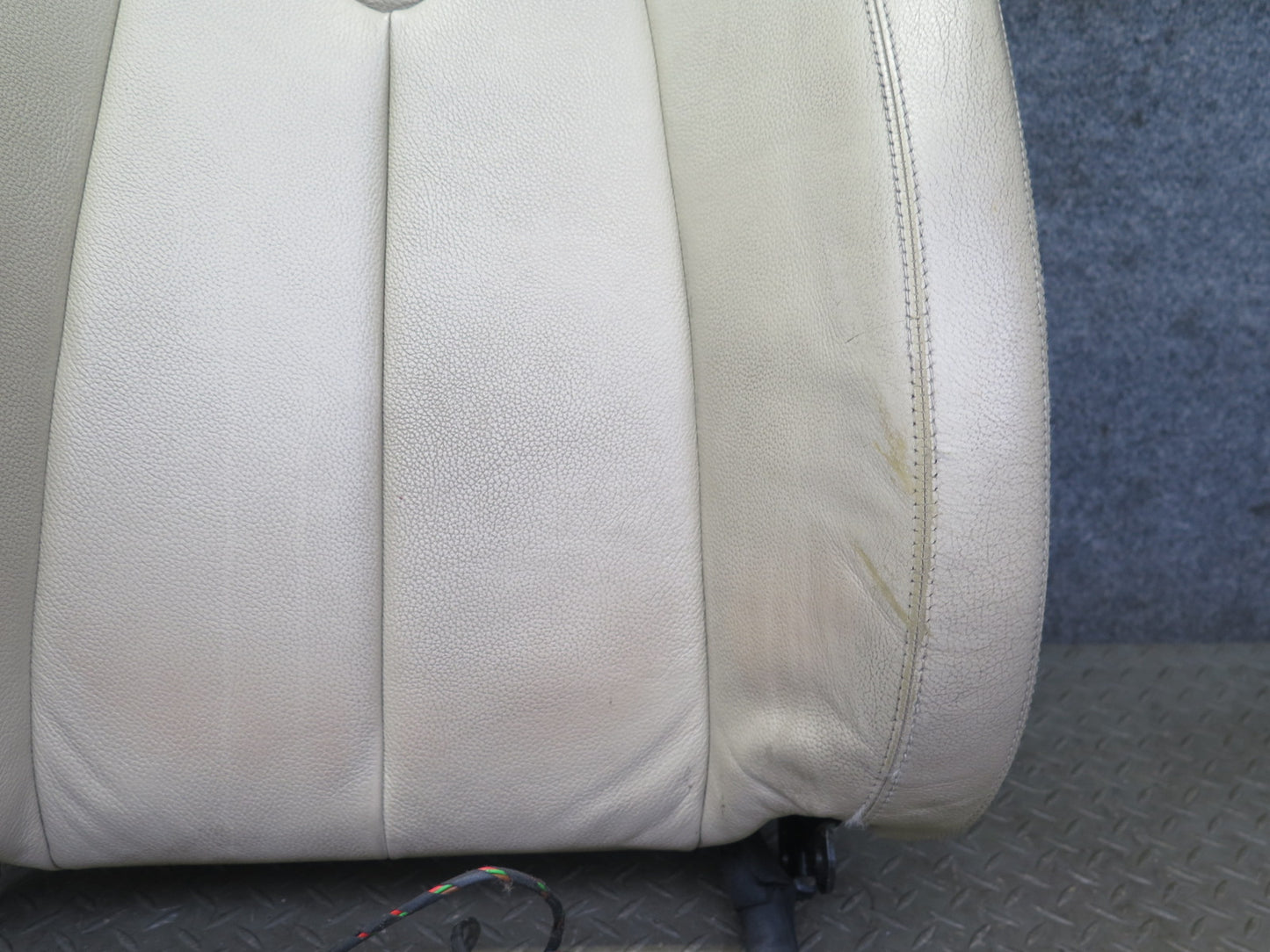 05-06 Mercedes R171 Slk-class Front Left Leather Seat Upper Cushion Beige OEM