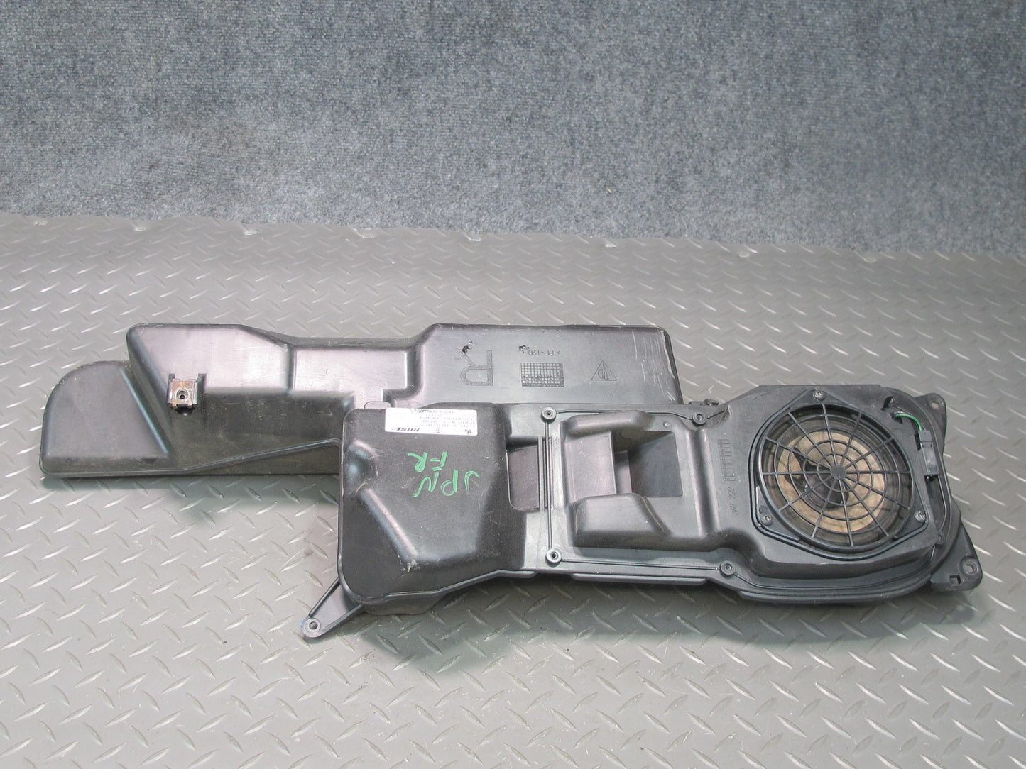 2002-2004 Porsche 911 996 Carrera Left & Right Door Bose Speaker Set of 2