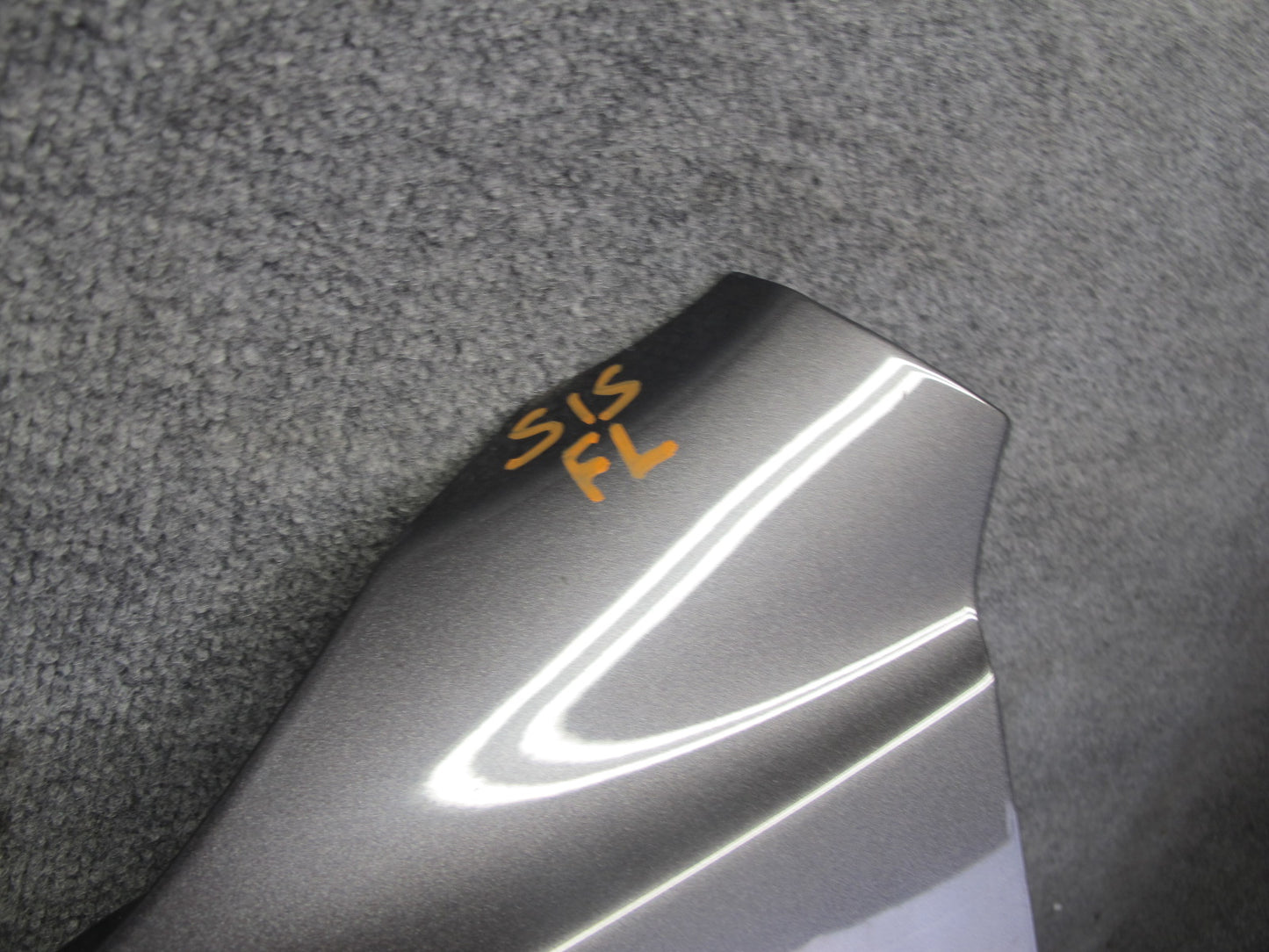 01-05 Lexus JCE10L IS300 Front Left Fender Shell Cover Panel Graphite Gray OEM