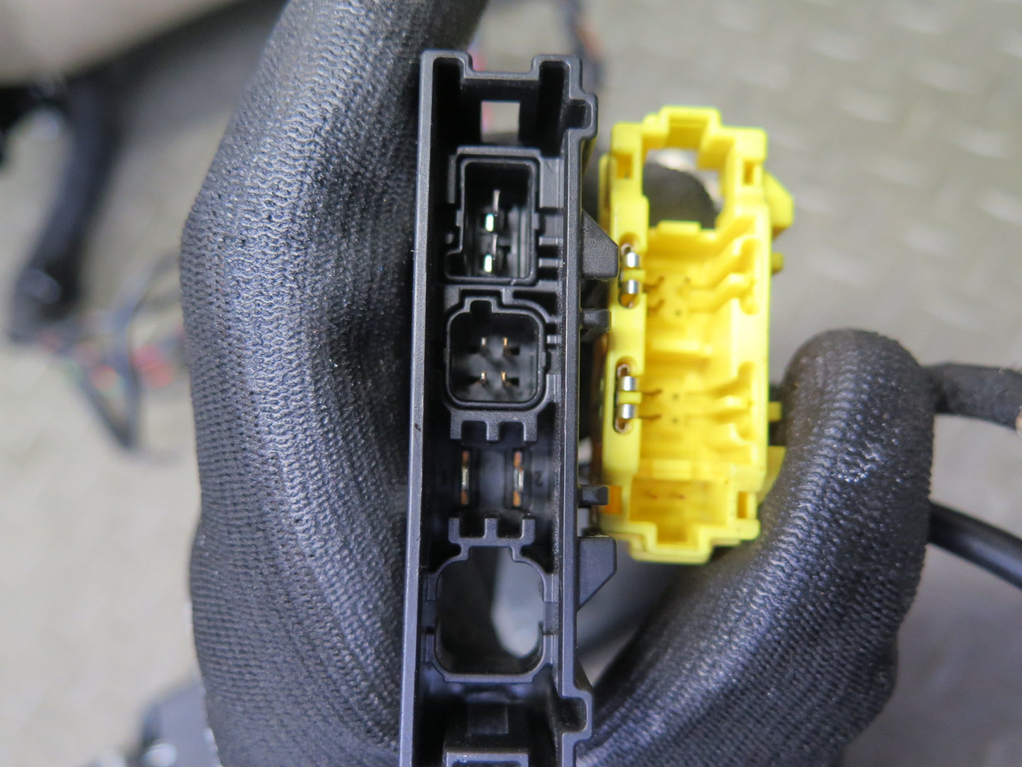 05-06 Mercedes R171 Slk-class Front Right Leather Seat Upper Cushion Beige OEM