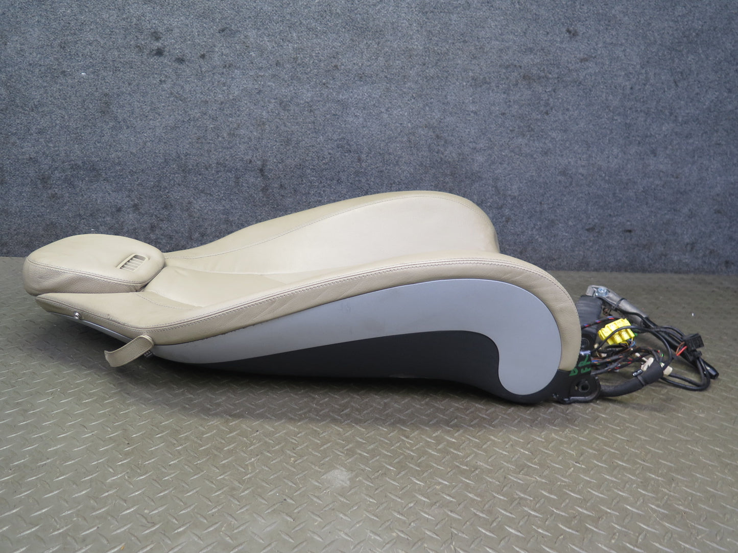 05-06 Mercedes R171 Slk-class Front Right Leather Seat Upper Cushion Beige OEM