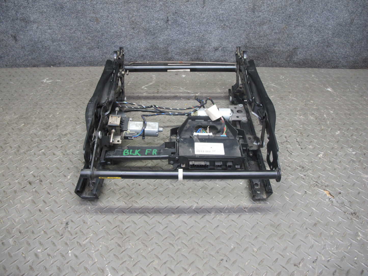 05-08 Mercedes R171 Slk-class Front Right Seat Track w Motors & Module Assy OEM